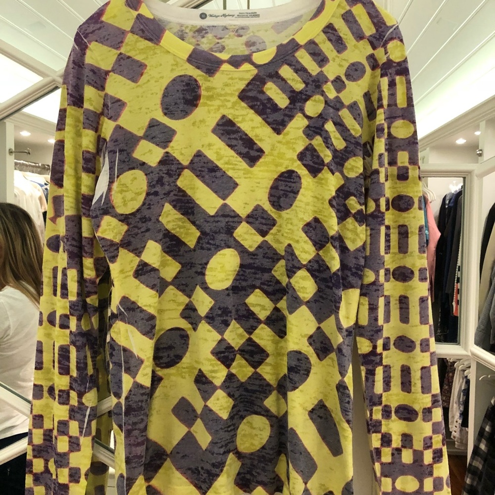 Cozy soft long sleeve t-shirt yellow & purple.